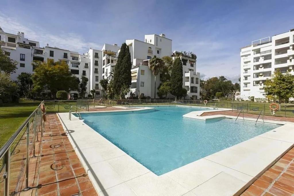 Caprichoso Apartamento En El Corazon De Puerto Banus Appartamento Marbella